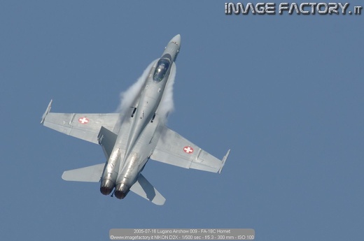 2005-07-16 Lugano Airshow 009 - FA-18C Hornet